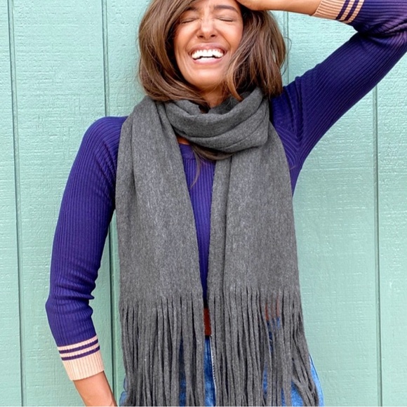 Lucky Brand Charcoal Fringe Scarf - Picture 3 of 9
